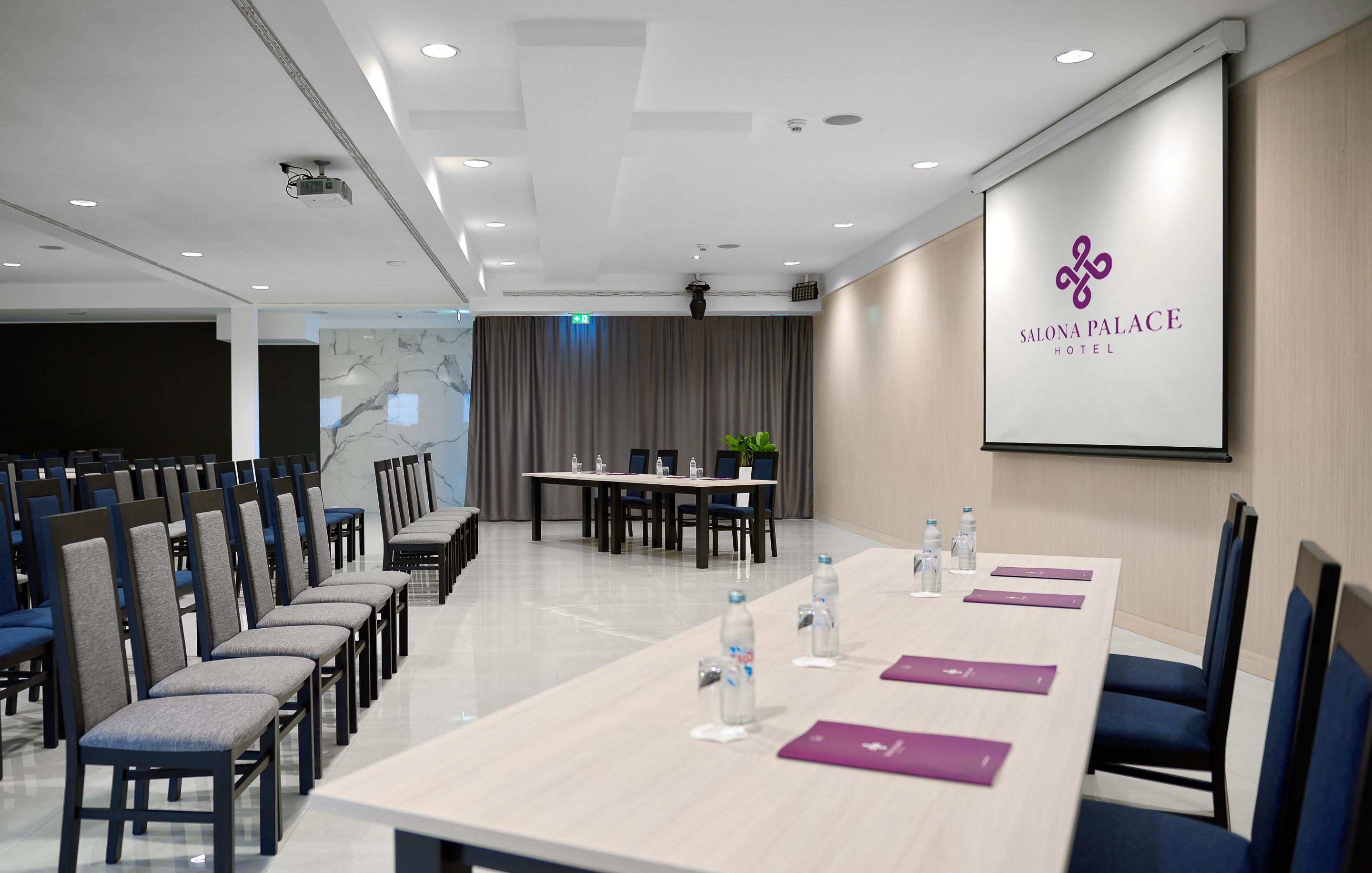 Hotel Salona Palace Dış mekan fotoğraf