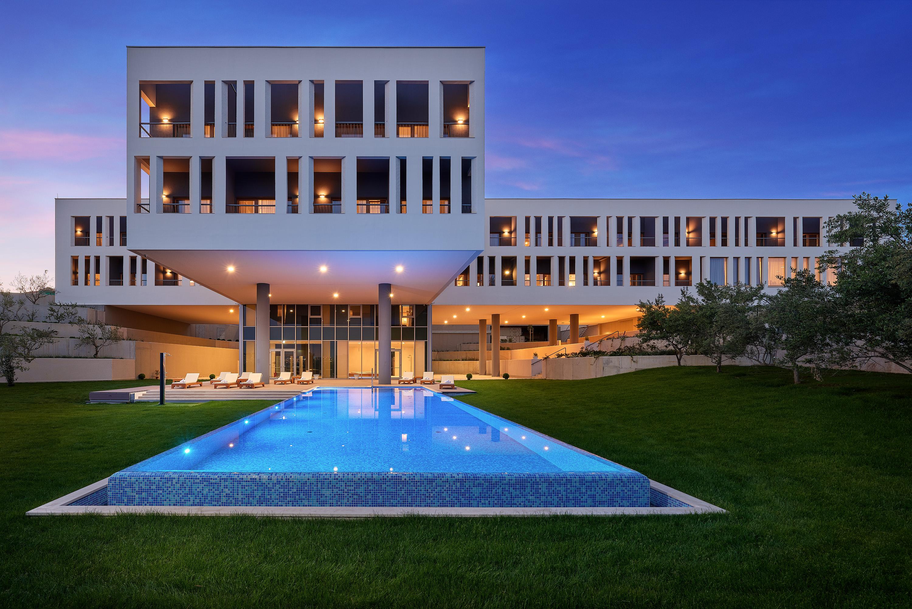 Hotel Salona Palace Dış mekan fotoğraf