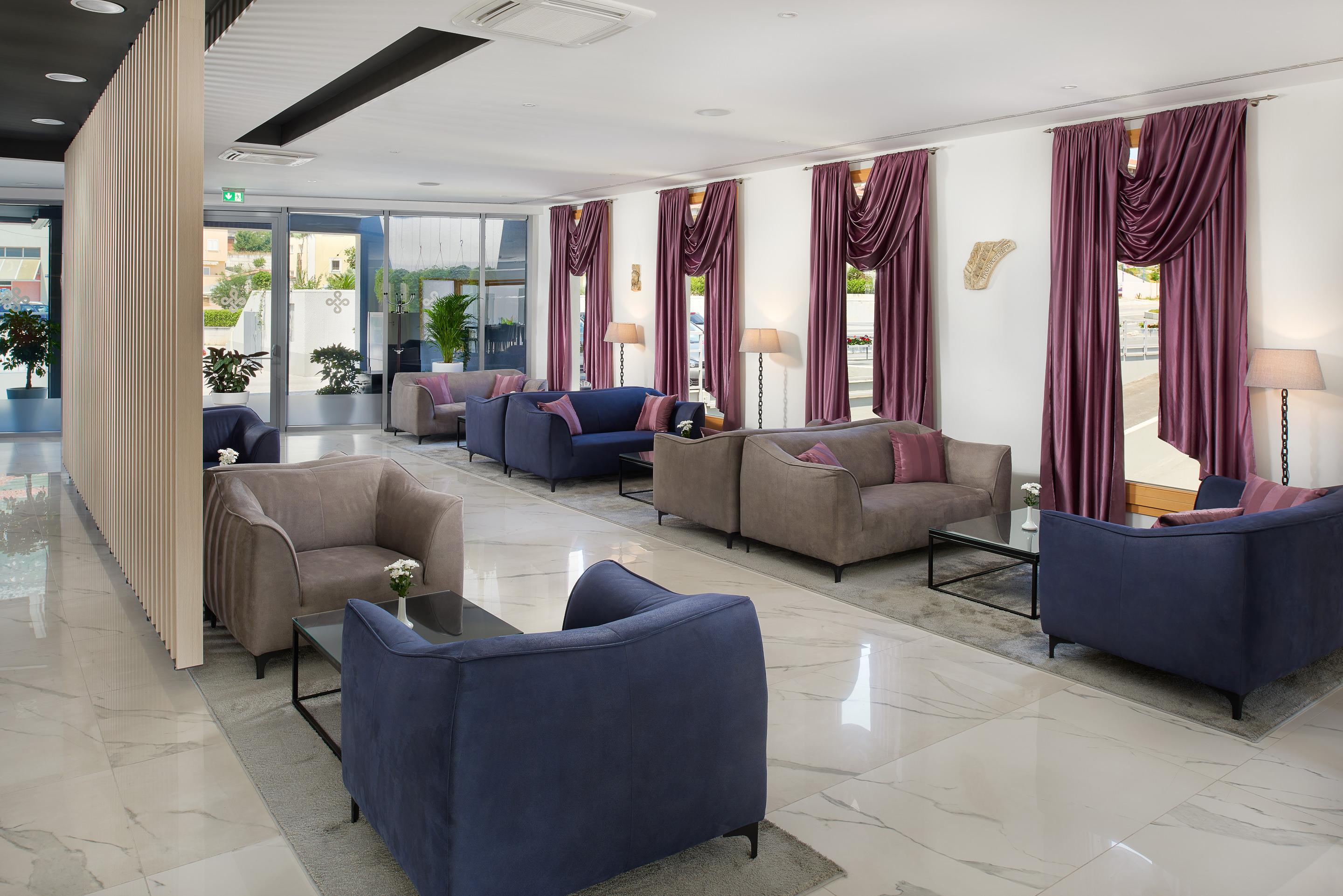 Hotel Salona Palace Dış mekan fotoğraf