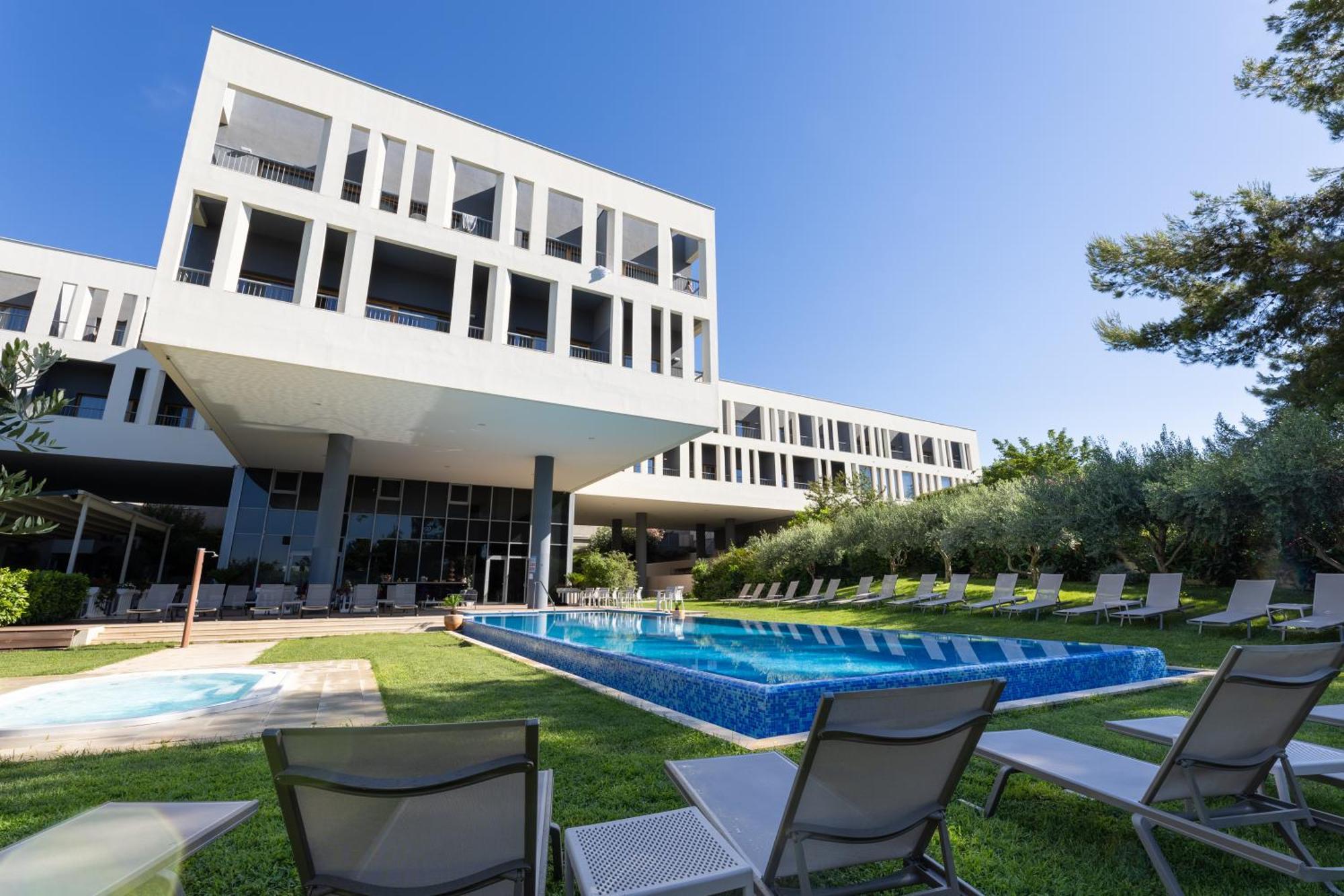 Hotel Salona Palace Dış mekan fotoğraf