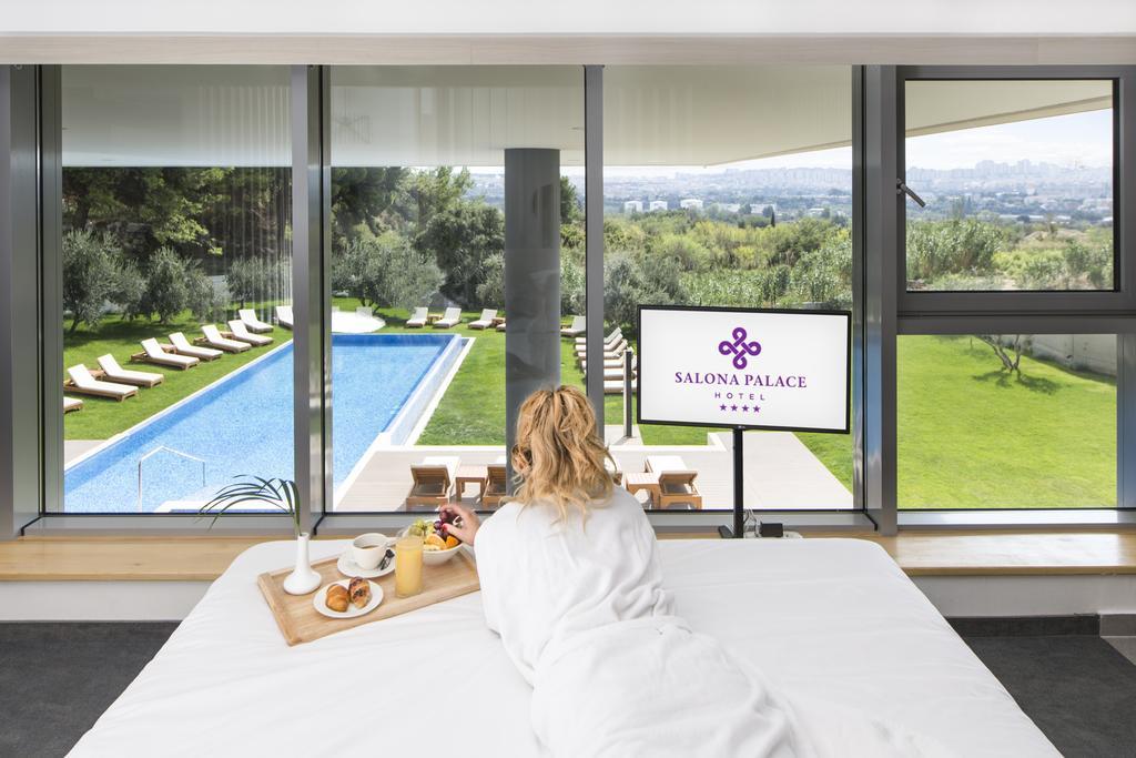 Hotel Salona Palace Dış mekan fotoğraf